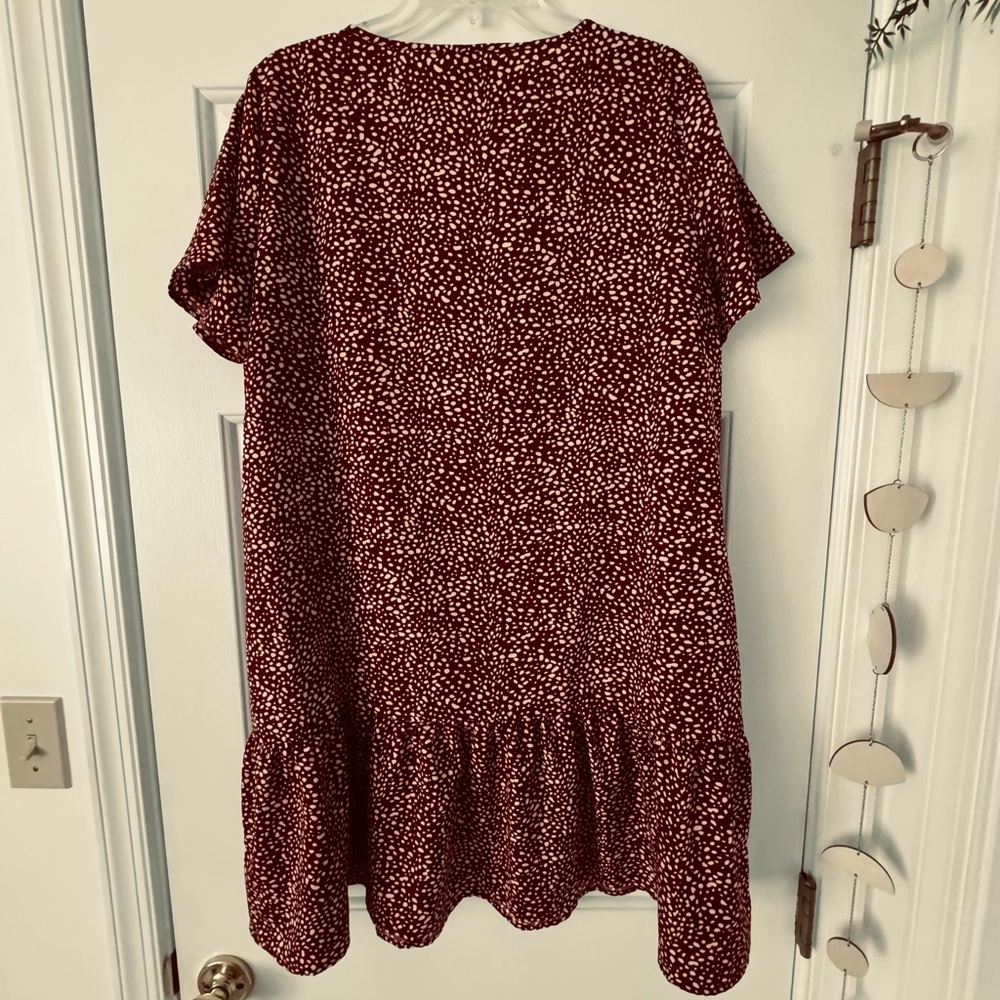 Burgundy and white xl dress